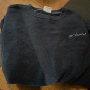 Dark blue Columbia Sweatshirt